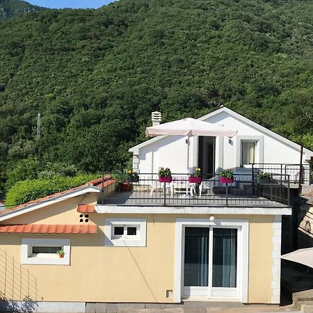 Etno Village Mihailovic Herceg Novi Buitenkant foto
