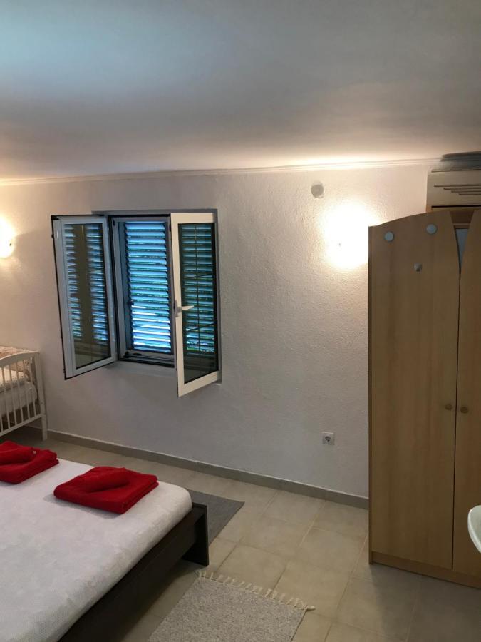 Etno Village Mihailovic Herceg Novi Buitenkant foto