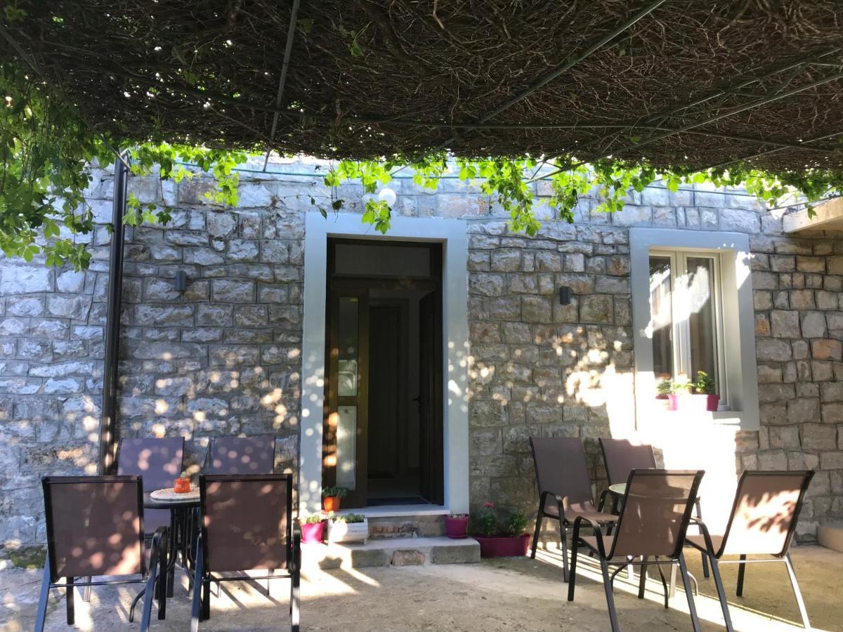 Etno Village Mihailovic Herceg Novi Buitenkant foto
